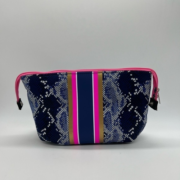 TAYLOR GRAY SARAH LARGE CARRYALL COSMETICS BAG BLUE SNAKESKIN PATTERN NWT - Picture 2 of 16